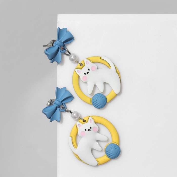 Серьги ассорти «Котики» с клубками, цветные в серебре Серьги ассорти «Котики» с клубками, цветные в серебре