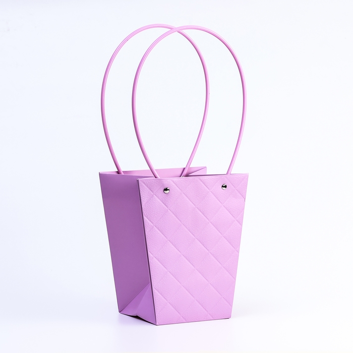 Сумка для цветов тиснение сиреневая влагостойкая, 17x17-11.5x11.5-20 см Сумка для цветов тиснение сиреневая влагостойкая, 17x17-11.5x11.5-20 см