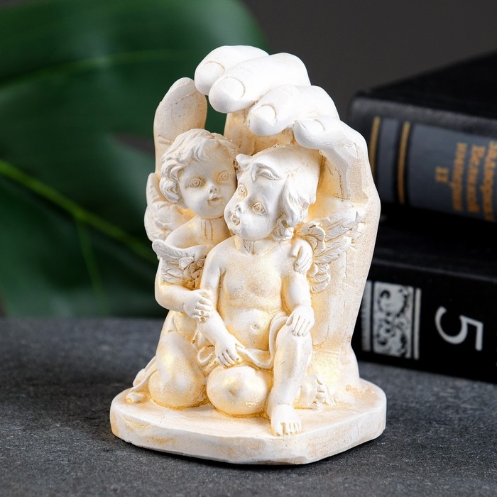 Фигура Фигура "Ангелочки в ладони" позолота, 10х6х5см