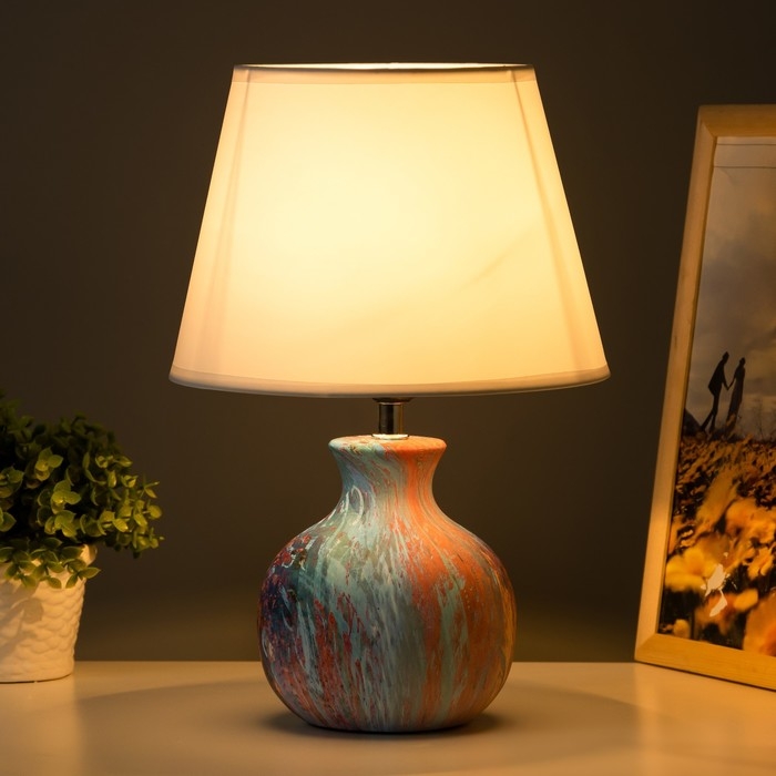 Настольная лампа Настольная лампа "Корин" Е27 40Вт синий-фиолетовый 22,5х22,5х32,5 см RISALUX