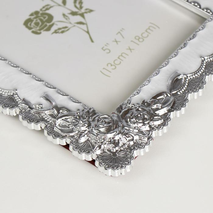 Фоторамка 13х18 см Фоторамка 13х18 см "Розы с лентами" с белым 22,5х17,5 см