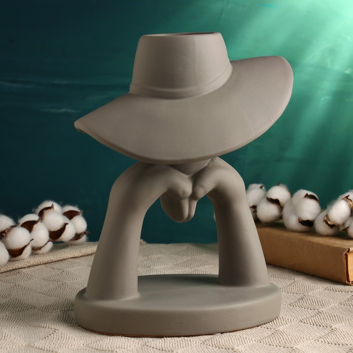 Кашпо Кашпо "Дама в шляпе" серое, 28х23см