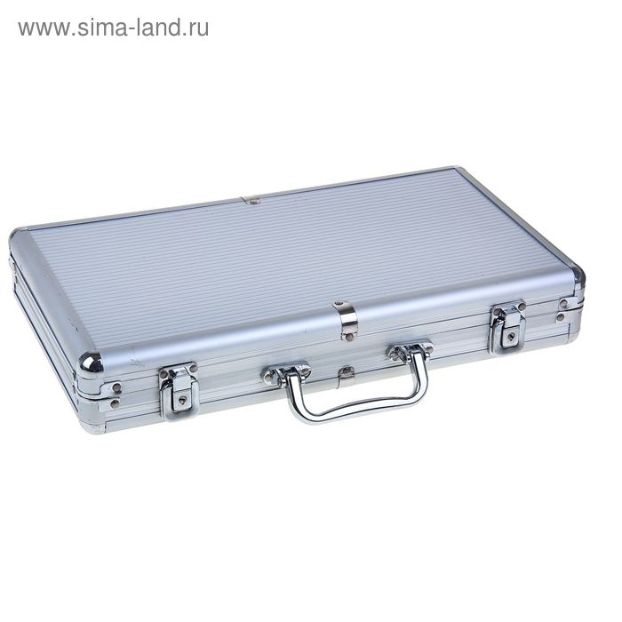 Покер в металлическом кейсе (2 колоды, фишки 300 шт., 5 кубиков), 20.5 х 38 см Покер в металлическом кейсе (2 колоды, фишки 300 шт., 5 кубиков), 20.5 х 38 см