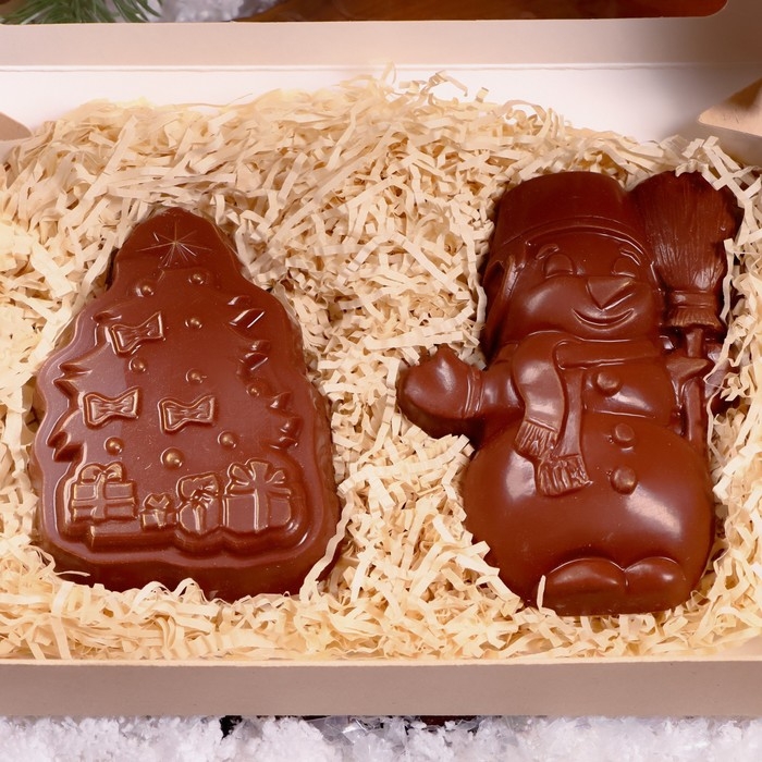 Шоколадная фигурка 2 в 1 «Ёлочка + Снеговик», 160 г Шоколадная фигурка 2 в 1 «Ёлочка + Снеговик», 160 г