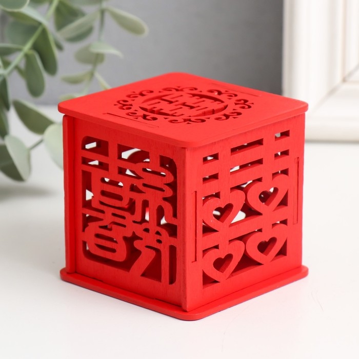Шкатулка дерево  Шкатулка дерево "Сердца" красная 6,5х6,5х6,5 см