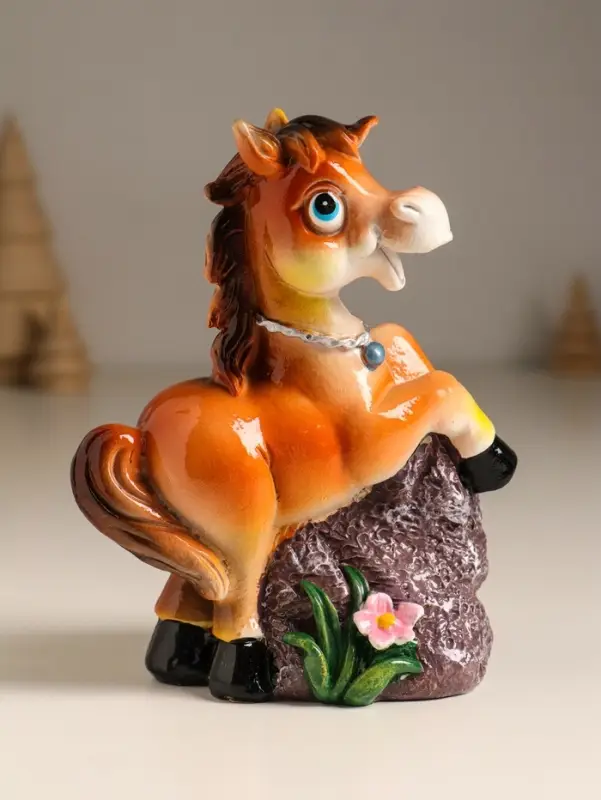 Копилка полистоун Копилка полистоун "Коняшка на камешке с цветком" 10х6х12,5 см