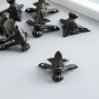 Уголок (ножка) для шкатулки металл "Фигурная" бронза набор 8 шт 2,9х4 см Уголок (ножка) для шкатулки металл "Фигурная" бронза набор 8 шт 2,9х4 см