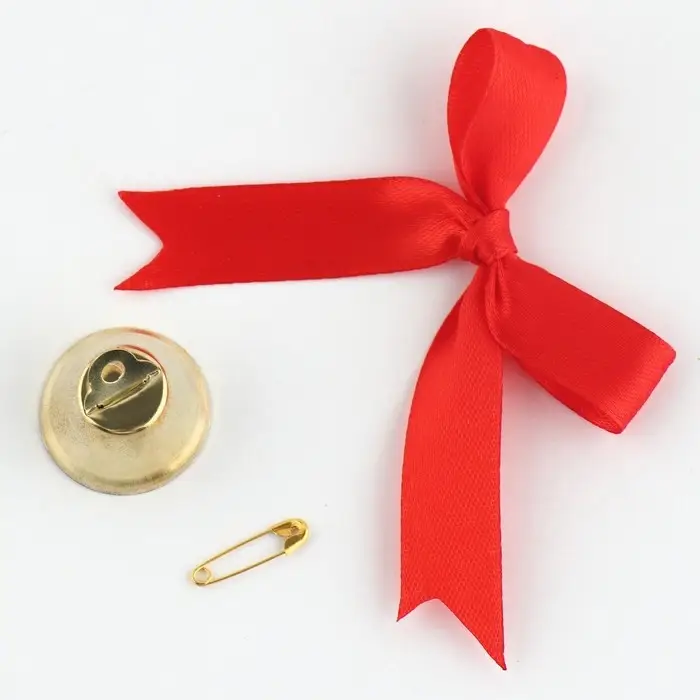 Колокольчик на булавке с бантом на выпускной, красный, d = 2,6 см Колокольчик на булавке с бантом на выпускной, красный, d = 2,6 см