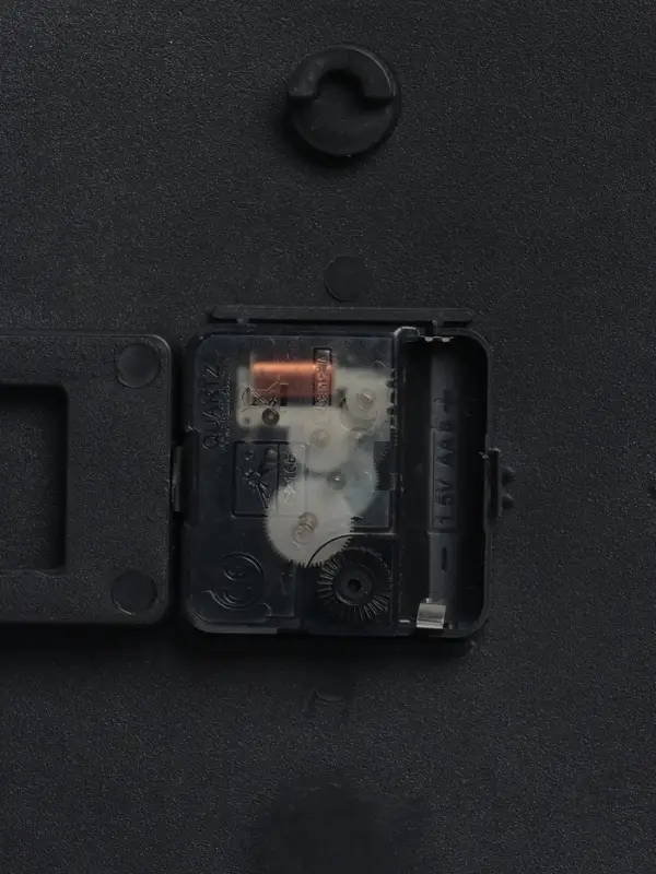 Часы настенные классические &laquo;Модерн&raquo;, бесшумные, плавный ход, 25&times;22 см, от батарейки 1&times;АА