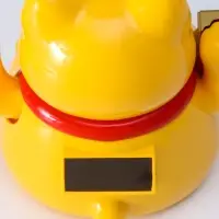 Маятник пластик от солнечной батареи "Кот Манэки-нэко с детками" 11,2х14,3х15,3 см