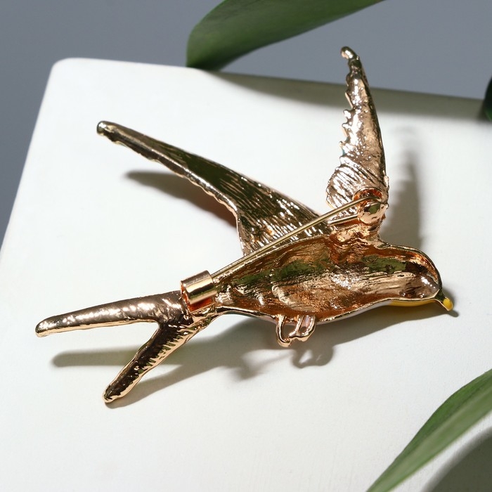 Брошь «Птичка» ласточка, цветная в золоте Брошь «Птичка» ласточка, цветная в золоте