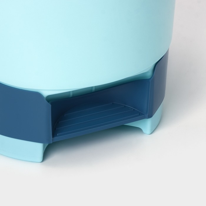 Ведро для мусора, 10 л, с педалью, цвет голубой Ведро для мусора, 10 л, с педалью, цвет голубой