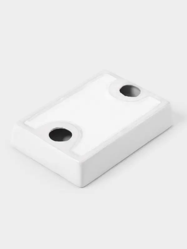 Набор аксессуаров для ванной комнаты &laquo;Завитки&raquo;, 4 предмета, мыльница, дозатор для мыла, 2 стакана, белый