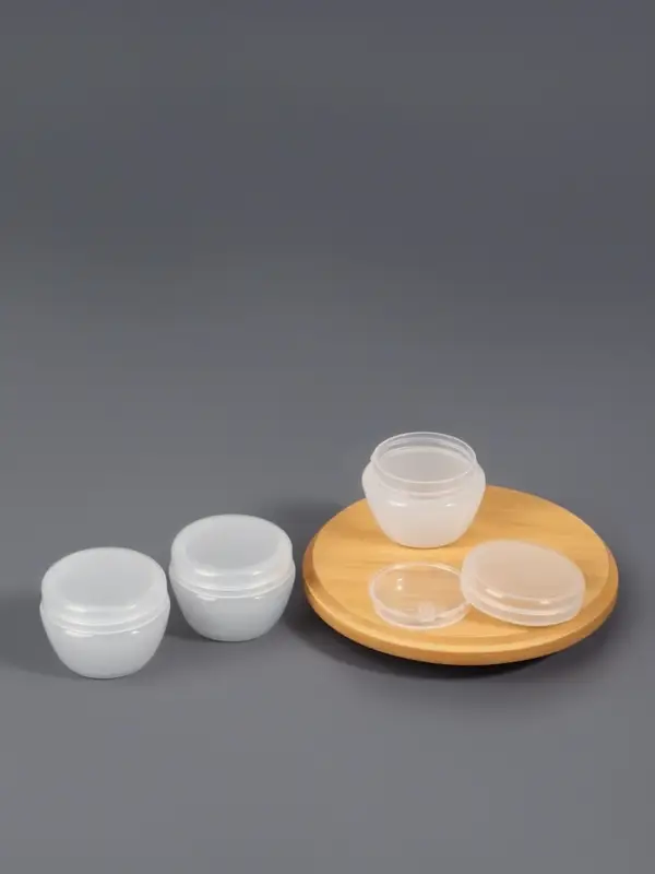 Баночка для хранения, 10 мл, фасовка - 3 шт., белая Баночка для хранения, 10 мл, фасовка - 3 шт., белая