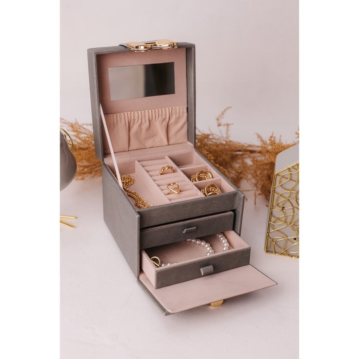 Шкатулка кожзам для украшений  Шкатулка кожзам для украшений "Золотой бантик" серая 15х15х12,7 см