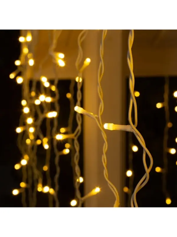 Гирлянда &laquo;Бахрома&raquo; 3&times;0.9 м, IP44, УМС, белая нить, 232 LED, свечение тёплое белое, 220 В