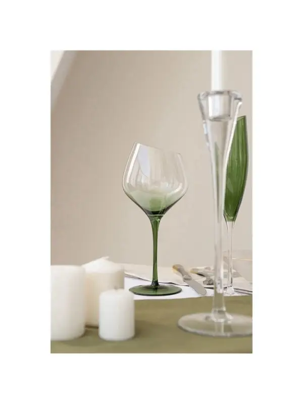 Бокал для вина Magistro &laquo;Иллюзия&raquo;, 540 мл, 10&times;24 см, стекло, зелёный