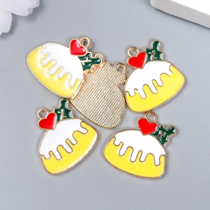 Металлический элемент, декоративная подвеска «Арт Узор. Кекс с сердечком», эмаль, 2×2 см