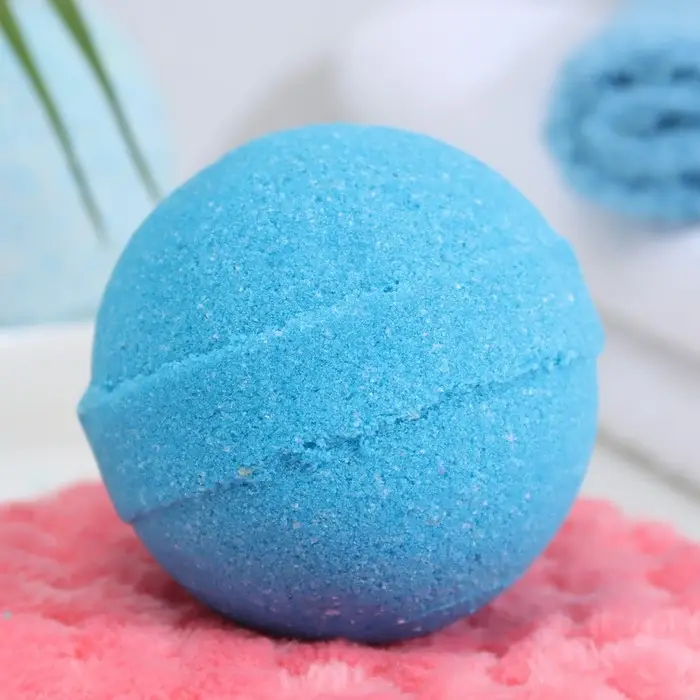 Бомбочка для ванны с шиммером Crystal Blue, 120 г Бомбочка для ванны с шиммером Crystal Blue, 120 г