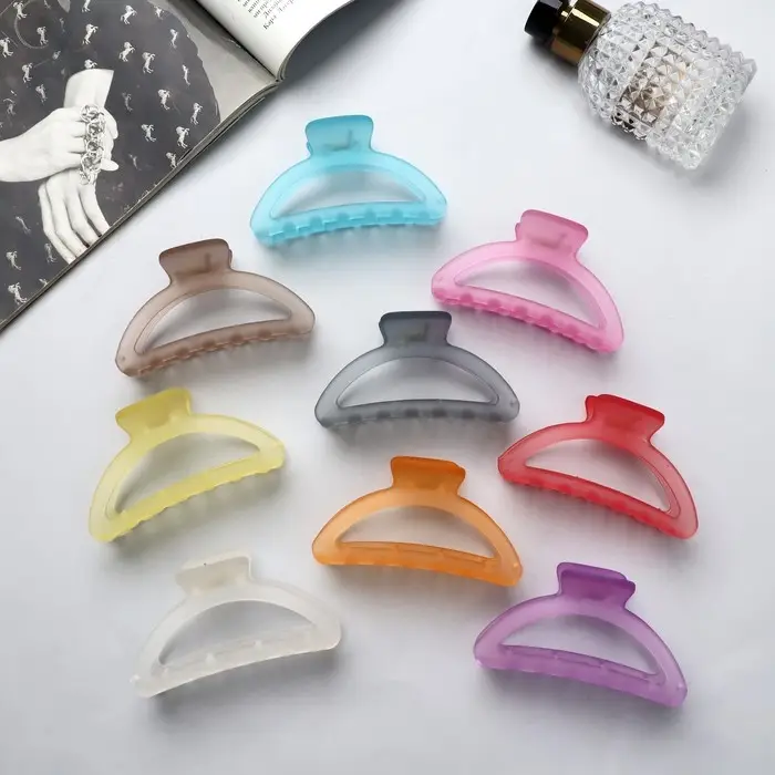 Крабик для волос «Фрида», дуга классика матовый, 9 см, МИКС Крабик для волос «Фрида», дуга классика матовый, 9 см, МИКС