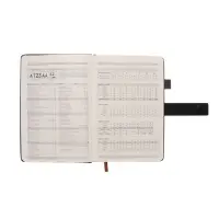 Ежедневник недатированный формат А5, с хлястиком, 112л, линия, держатель, пвх, Черный Ежедневник недатированный формат А5, с хлястиком, 112л, линия, держатель, пвх, Черный