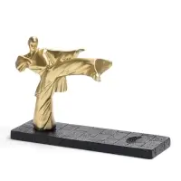Подставка для бутылки &laquo;Каратист&raquo;, 33&times;10&times;23 см