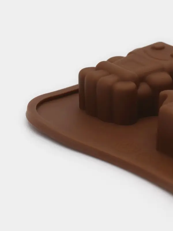 Форма для шоколада Доляна &laquo;Роботы&raquo;, силикон, 21&times;11&times;1.5 см, 12 ячеек, коричневая
