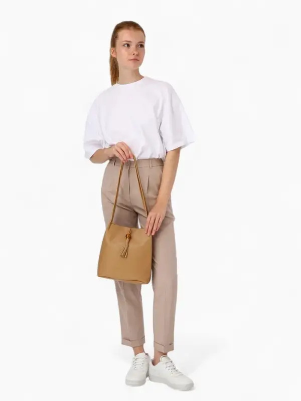 Сумка - мешок женская на магните, 25&times;10&times;26 см, бежевая