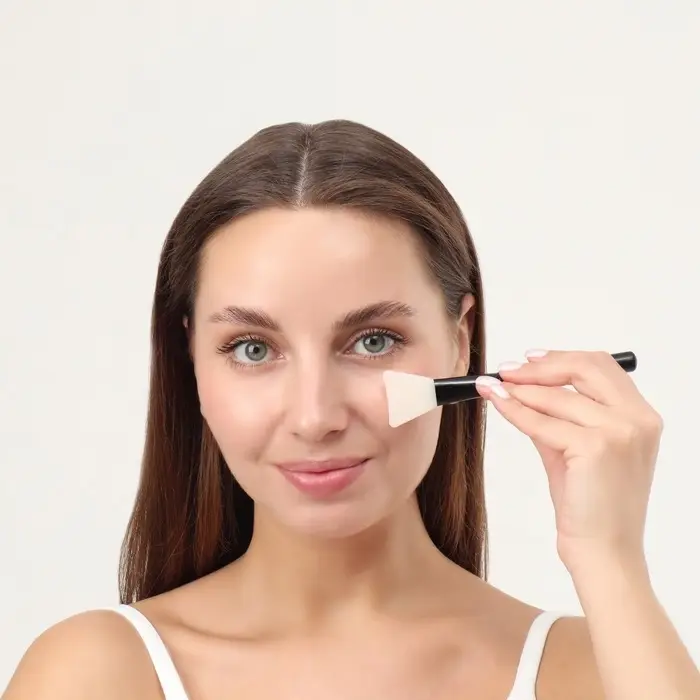 Кисть для масок, силиконовая, 15(±1) см, чёрная, белая