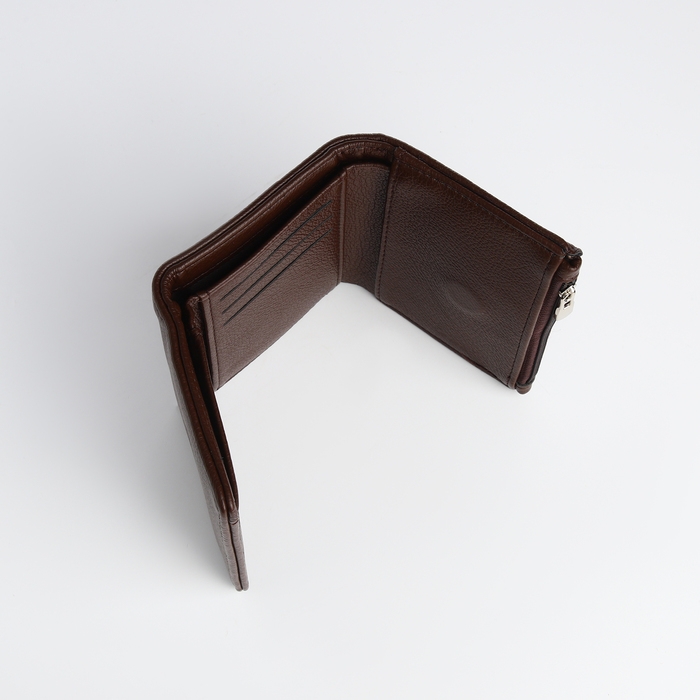 Кошелёк женский на магните, цвет коричневый Кошелёк женский на магните, цвет коричневый