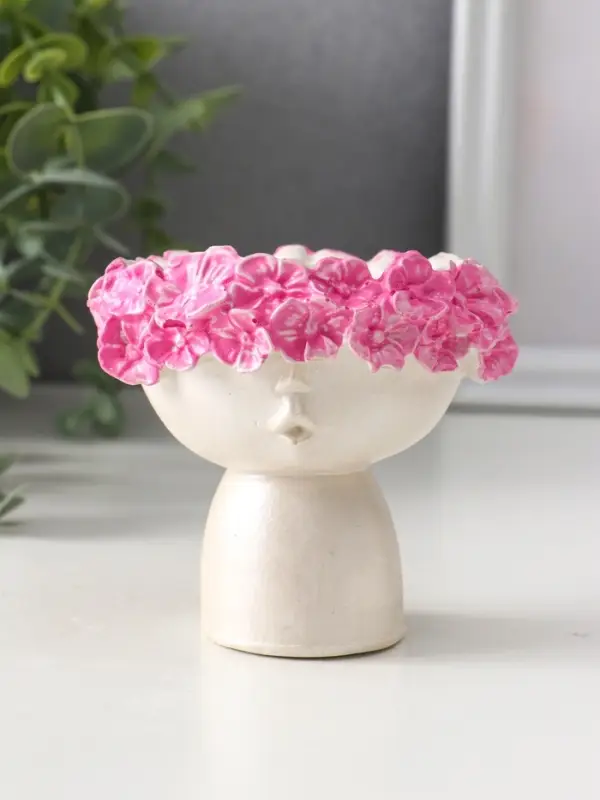 Подсвечник для тонкой свечи «Девочка в венке малая», 7.5×9×8 см, перламутр