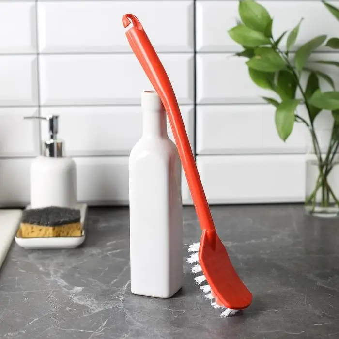 Щётка для труднодоступных мест на длинной ручке, 35 см, МИКС Щётка для труднодоступных мест на длинной ручке, 35 см, МИКС