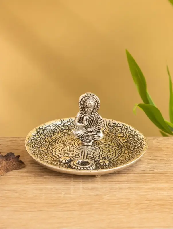 Подставка под благовония  Подставка под благовония "Будда в позе лотоса" алюминий 11х11х7 см