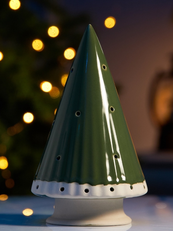 Светодиодная фигура Светодиодная фигура "Елочка зеленая" 16.7х9.7х9.7, 1 LED, LR44x3(в компл.), Т/БЕЛЫЙ