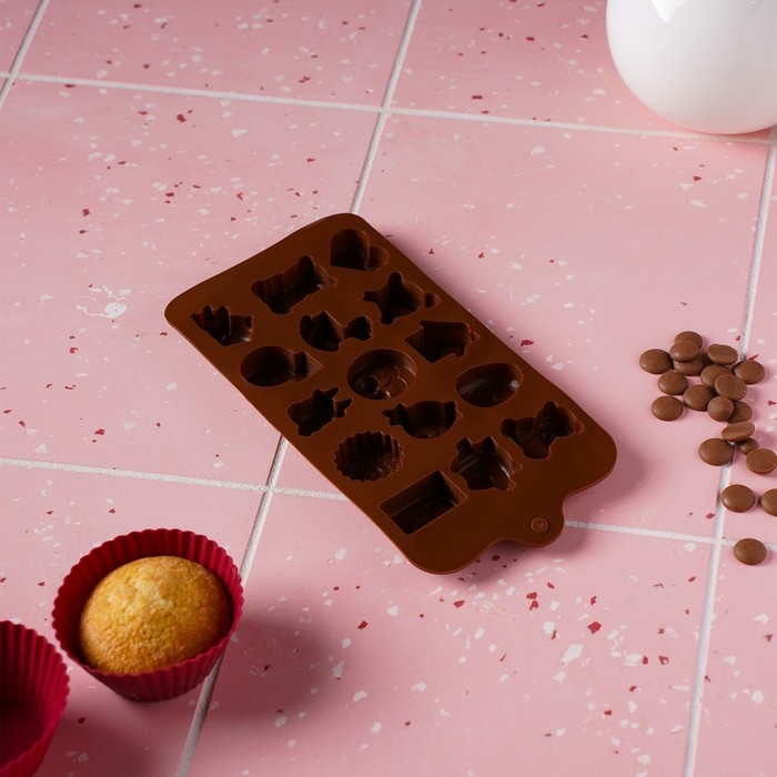 Форма для конфет и шоколада Доляна «Счастье есть», силикон, 21×11×1,5 см, 15 ячеек, цвет коричневый