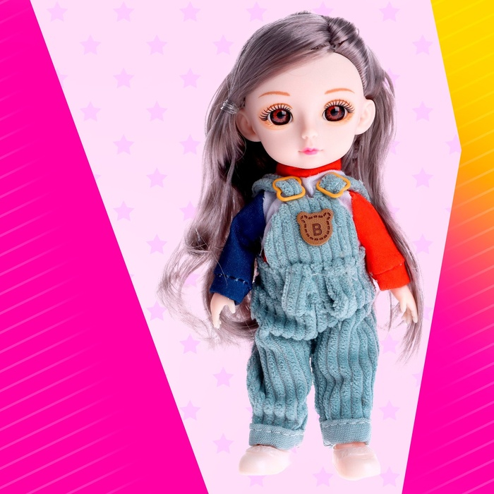 Кукла модная шарнирная «Рут» в комбенизоне Кукла модная шарнирная «Рут» в комбенизоне