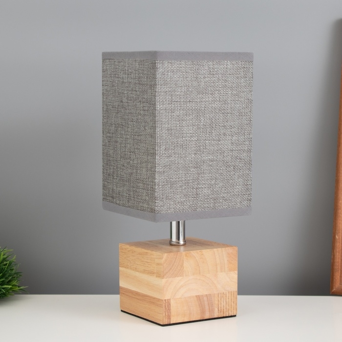 Лампа настольная Лампа настольная "Куб" 1х40Вт Е27 светлое дерево 11,5х11,5х27см