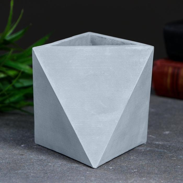 Кашпо бетонное  Кашпо бетонное "Абстракция" серое 9 х 9 х 9 см