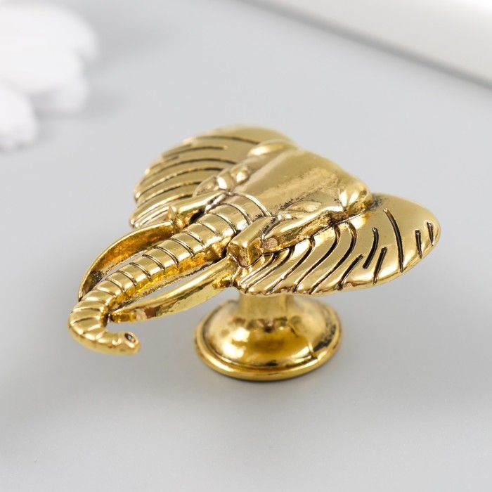 Ручка для шкатулки металл Ручка для шкатулки металл "Голова слона" состаренное золото 4,5х4,2 см