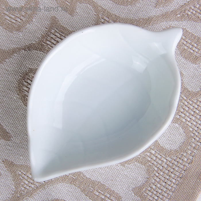 Набор салатников керамических на деревянной подставке «Эстет. Лист», 4 предмета: 50 мл, цвет белый Набор салатников керамических на деревянной подставке «Эстет. Лист», 4 предмета: 50 мл, цвет белый