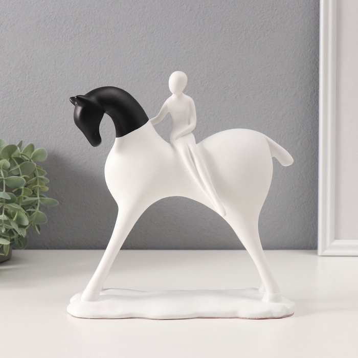 Сувенир полистоун  Сувенир полистоун "Абстракция. Человек на коне" белый 7х22х21 см