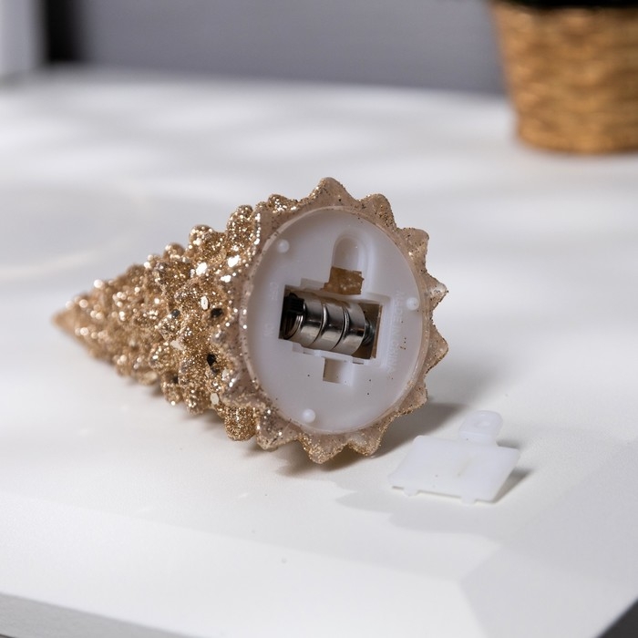 Светодиодная фигура «Ёлка золотистая» 5 × 12 × 5 см, пластик, батарейки LR44 (в комплекте), свечение тёплое белое Светодиодная фигура «Ёлка золотистая» 5 × 12 × 5 см, пластик, батарейки LR44 (в комплекте), свечение тёплое белое