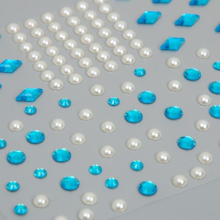 Наклейка пластик стразы Наклейка пластик стразы "Стразы и жемчужины" 12х10 см