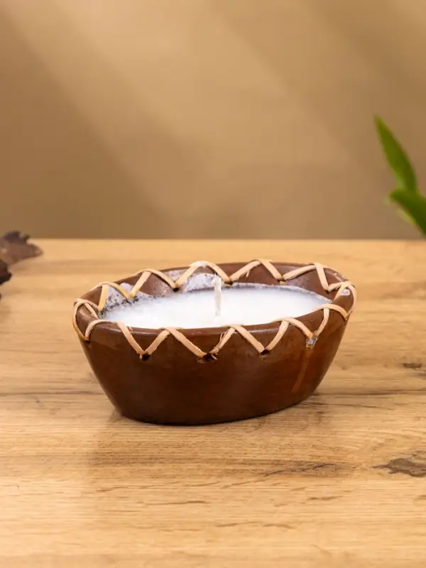 Свеча в керамической чаше, 12х9х5 см Свеча в керамической чаше, 12х9х5 см