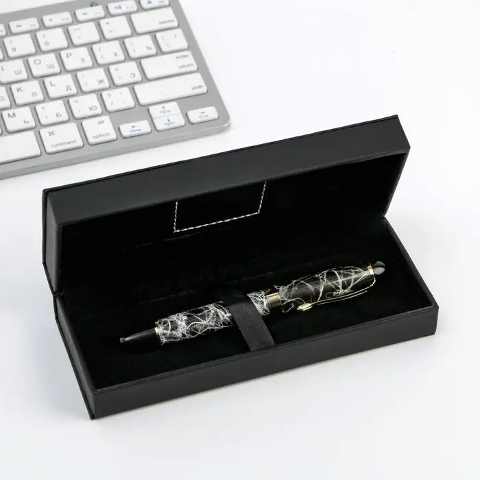 Ручка шариковая, подарочная в футляре кожзам, синяя паста 1.0 мм &laquo;Удачи во всем!&raquo;