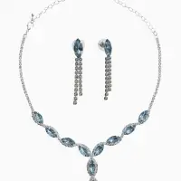 Набор 2 предмета: серьги, колье &laquo;Вечерний шик. Лепестки&raquo;, бело-небесно-голубой в серебре
