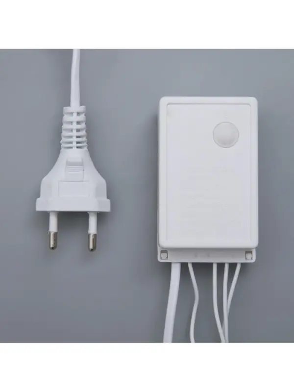 Гирлянда &laquo;Бахрома&raquo; 4&times;0.6 м, IP44, белая нить, 180 LED, свечение тёплое белое, 8 режимов, 220 В