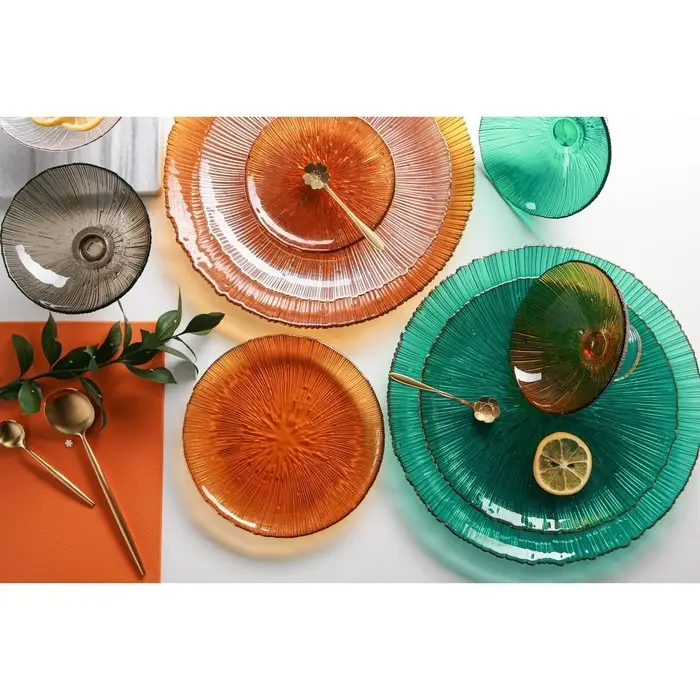 Тарелка Magistro &laquo;Фейерверк&raquo;, d=20.5 см, стекло, цвет изумрудный