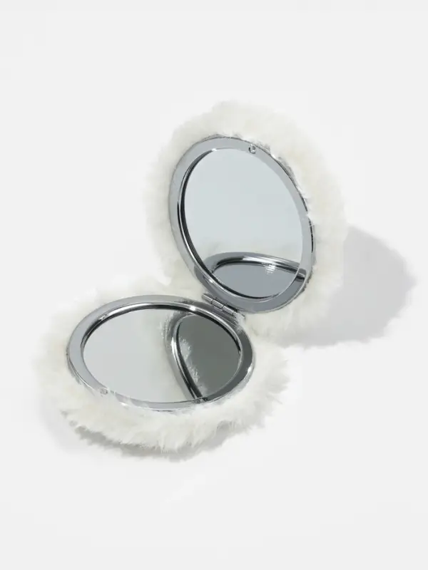 Зеркало складное «Мех», d=8 см, с увеличением, с искусственным мехом, белое