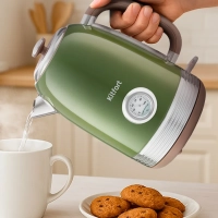 Электрочайник металлический 1.7 литра КТ-6110